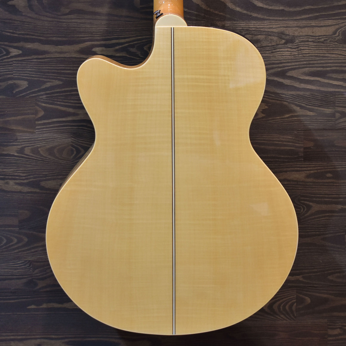 Takamine EG523SC Jumbo Electro-Acoustic Guitar (Pre-Owned)