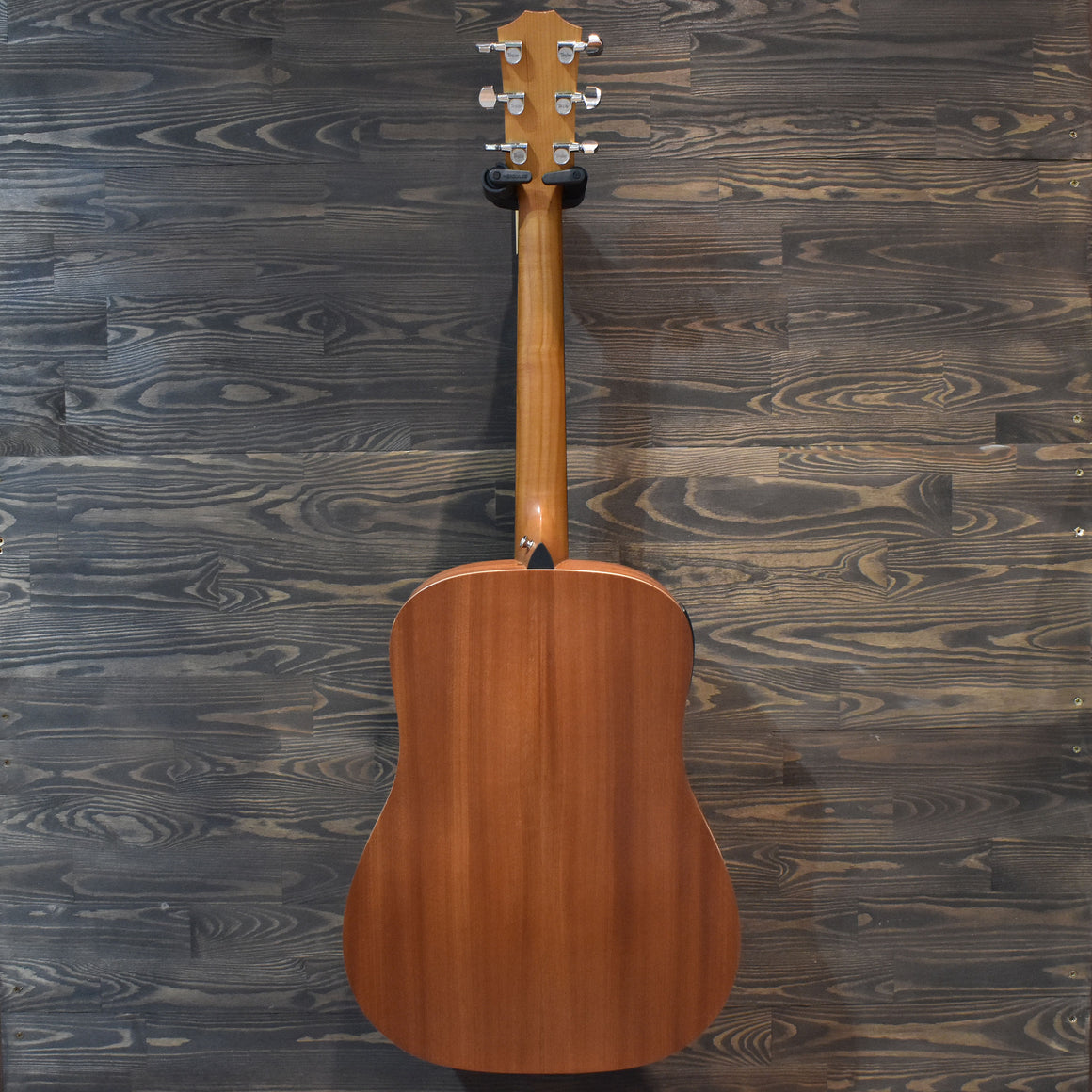Taylor A10e Electro-Acoustic Guitar w/Gig Bag (Pre-Owned)