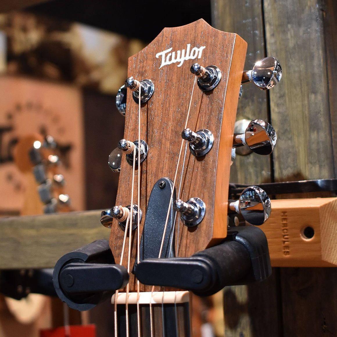 Taylor GS Mini-e Rosewood Electro-Acoustic Guitar w/ Gig Bag