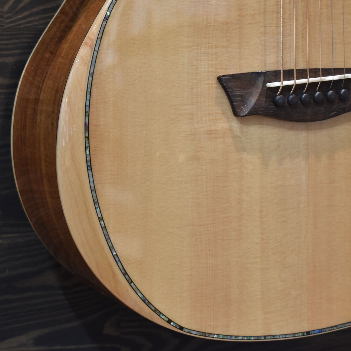 Washburn Bella Tono Allure SC56S Electro-Acoustic Guitar