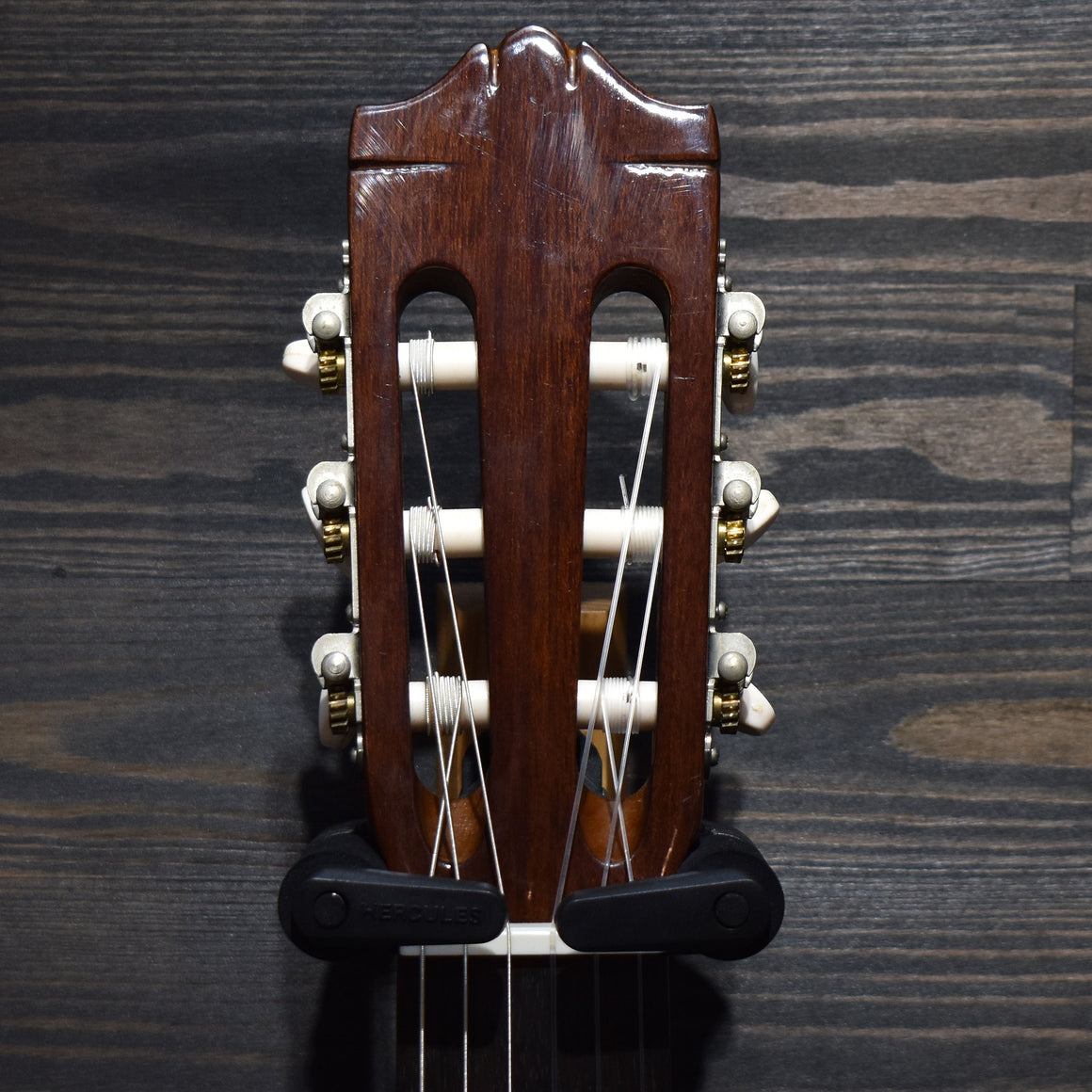 Yamaha CG-100a Classical Guitar W/Hard Case (Pre-Owned)