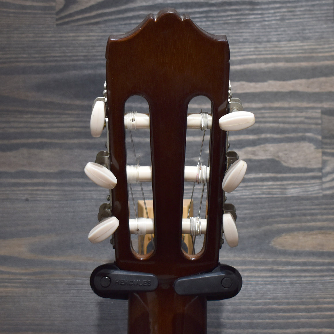 Yamaha CG-100a Classical Guitar W/Hard Case (Pre-Owned)