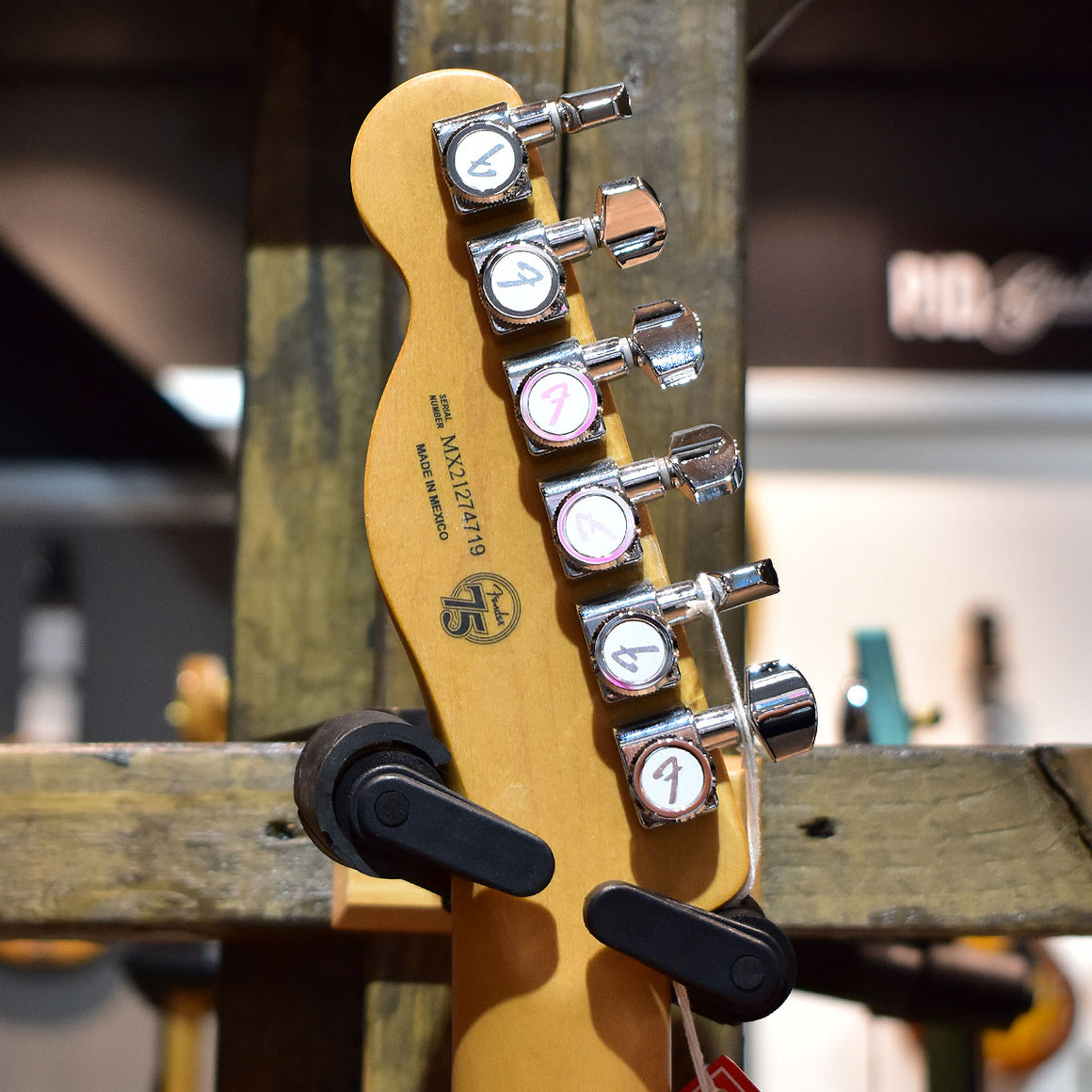 Fender Player Plus Telecaster 3-Tone-Sunburst Electric Guitar W/ Soft Case